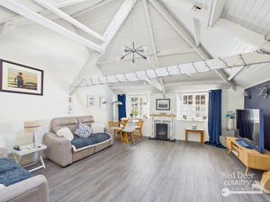 Living Space- click for photo gallery
